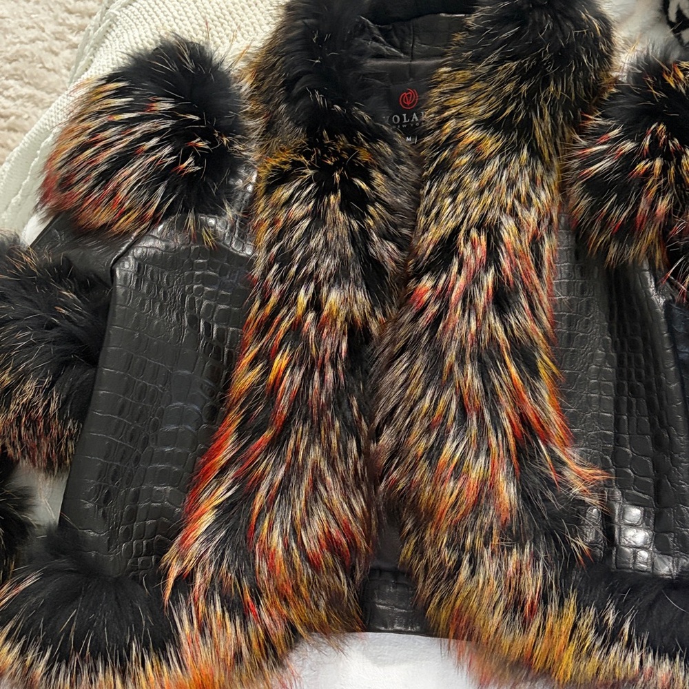 Genuine cropped leather and real fox fur jacket size M